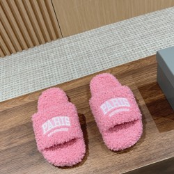  Balenciaga Slippers