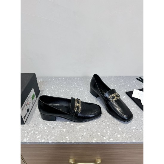 CHANEL Loafers