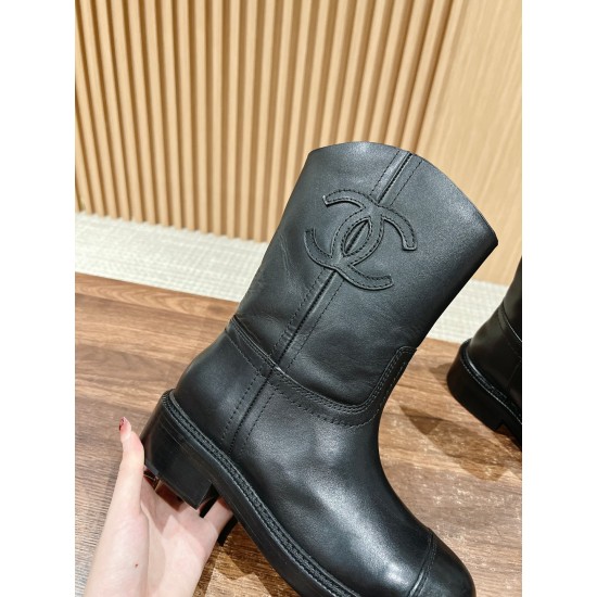CHANEL Boots