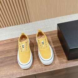 CHANEL Sneakers