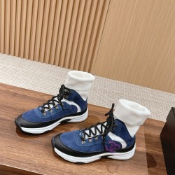 CHANEL Sneakers