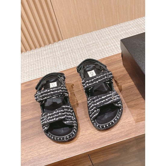 CHANEL Sandals
