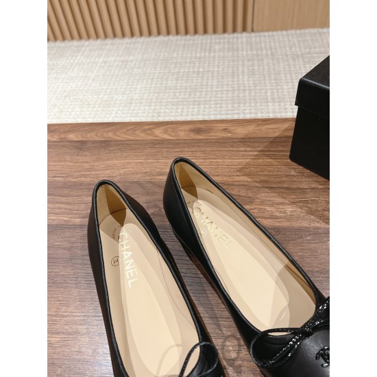 CHANEL Ballerinas
