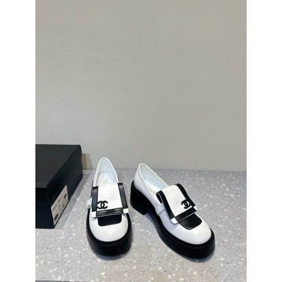 CHANEL Loafers