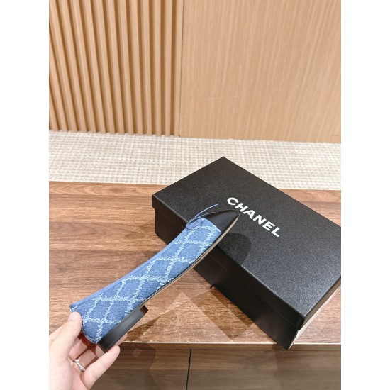 CHANEL Ballerinas