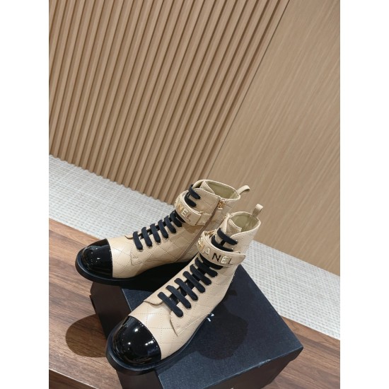 CHANEL Boots