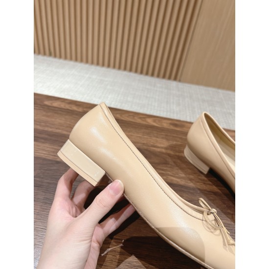 CHANEL Ballerinas