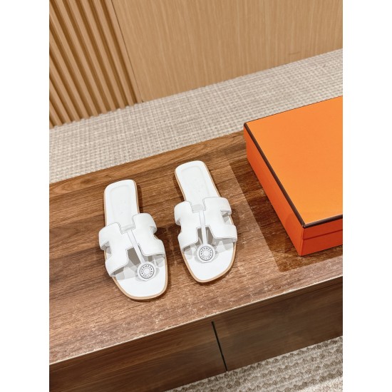 Hermes Slippers