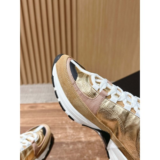 CHANEL Sneakers