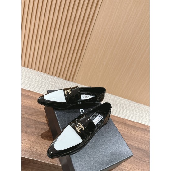 CHANEL Ballerinas