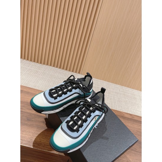 CHANEL Sneakers