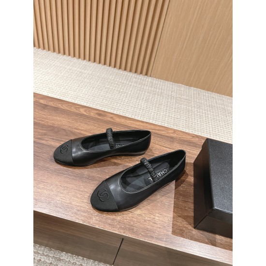 CHANEL Ballerinas
