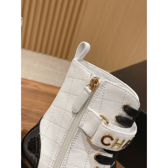 CHANEL Boots