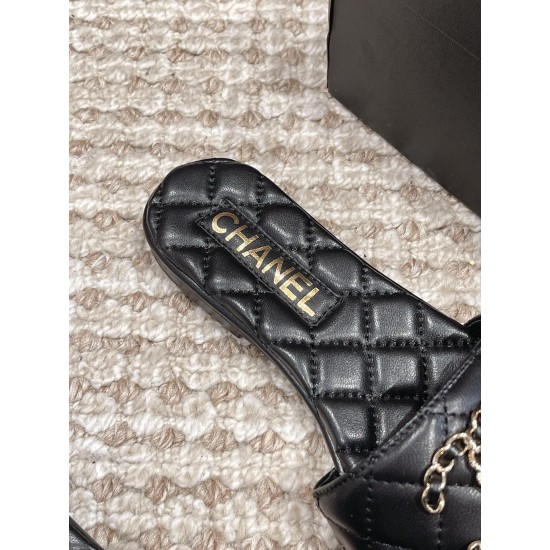 CHANEL Slippers