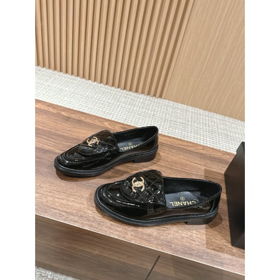 CHANEL Loafers