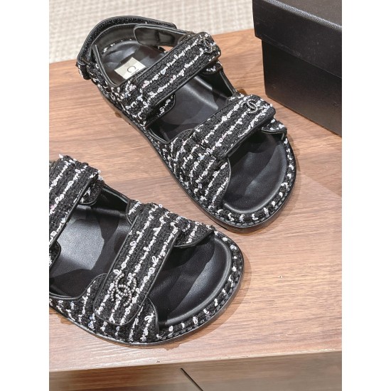 CHANEL Sandals