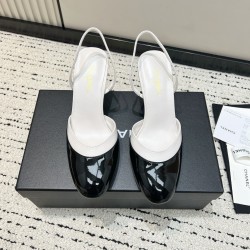 CHANEL Pumps and Slingbacks