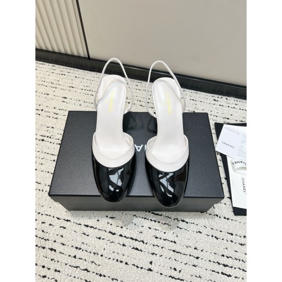 CHANEL Pumps and Slingbacks