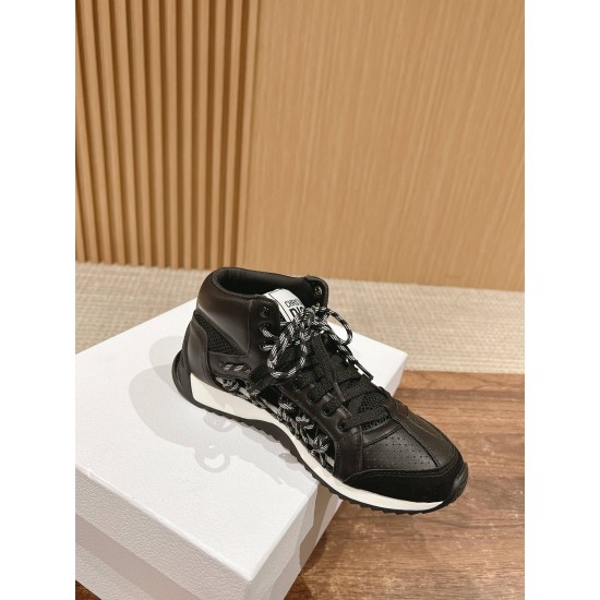 Dior Sneakers