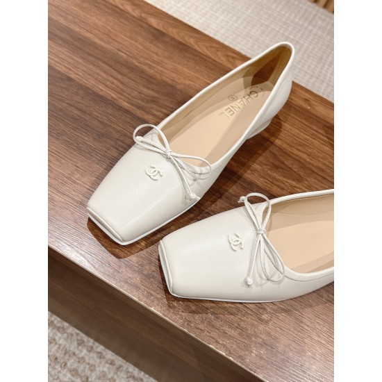 CHANEL Ballerinas