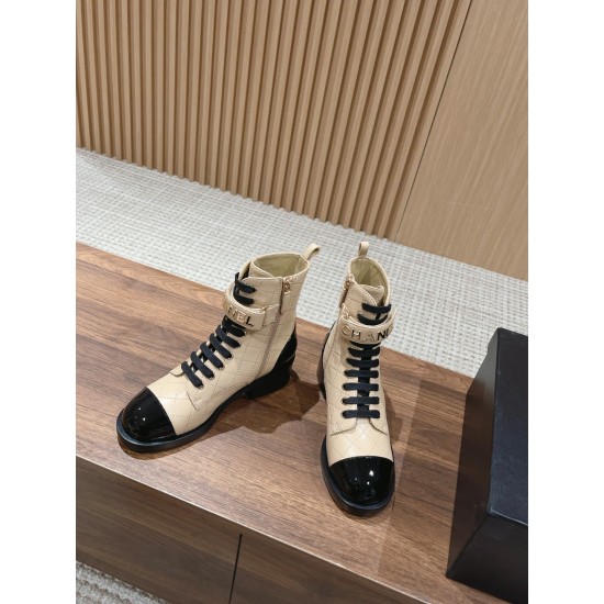 CHANEL Boots