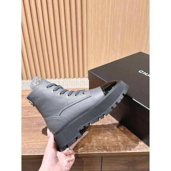 CHANEL Boots