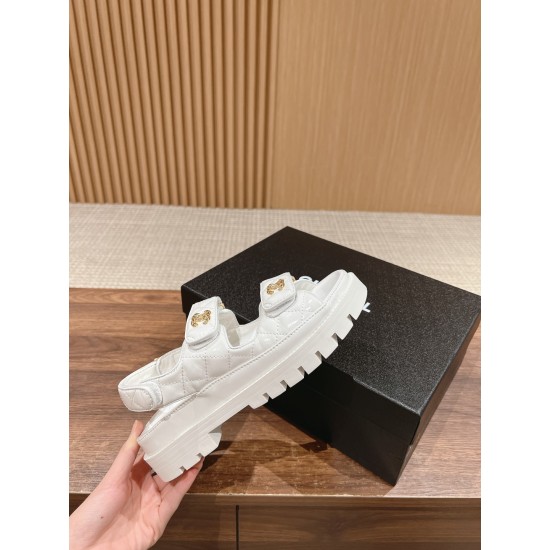 CHANEL Sandals
