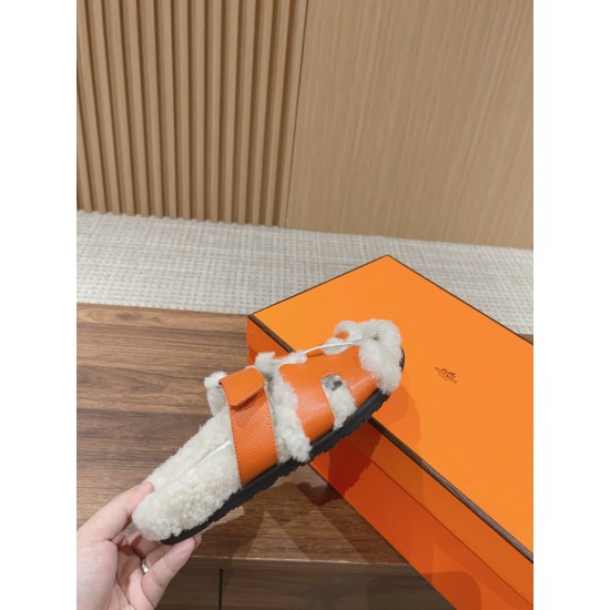 Hermes Slippers