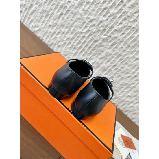 Hermes Sandals