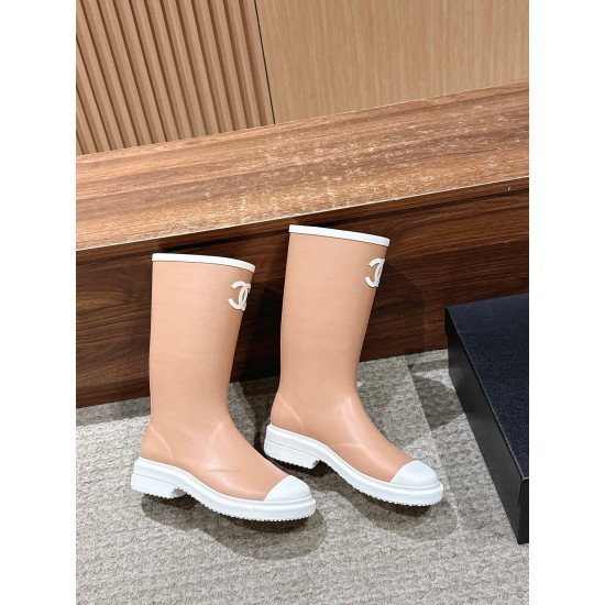 CHANEL Boots