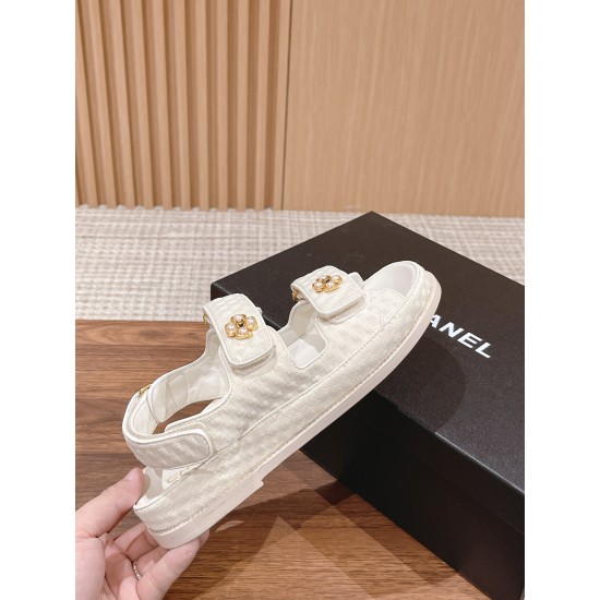 CHANEL Sandals