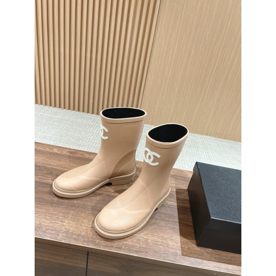 CHANEL Boots
