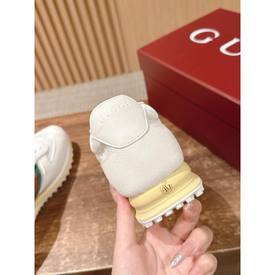 Gucci Sneakers