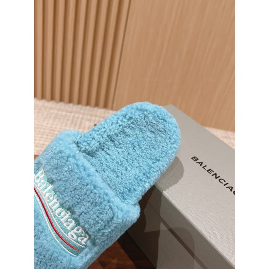  Balenciaga Slippers