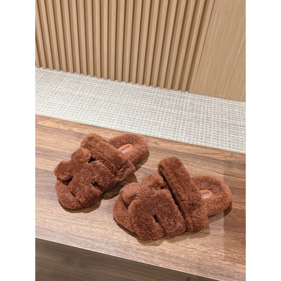 Hermes Slippers