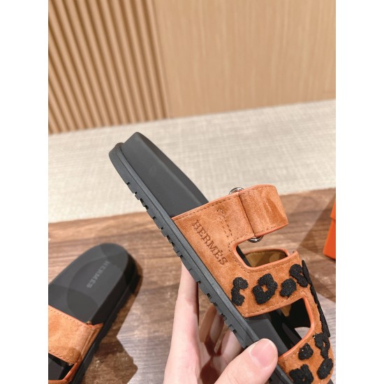 Hermes Slippers