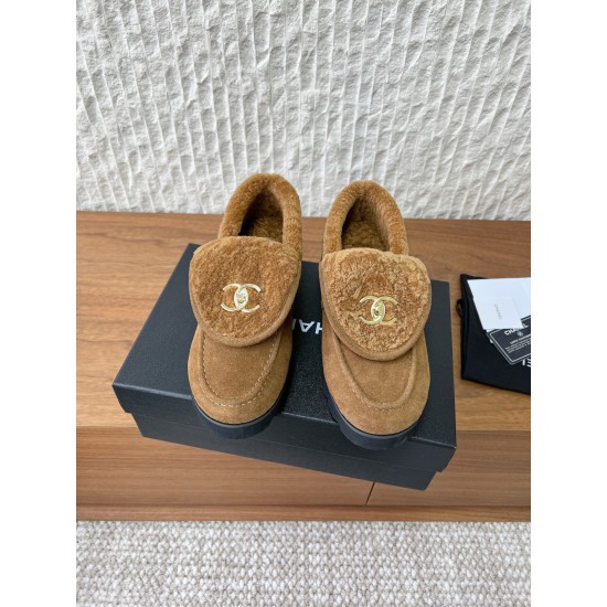 CHANEL Loafers