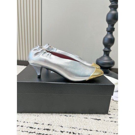 CHANEL Pumps and Slingbacks