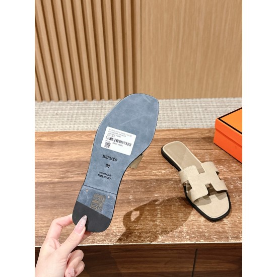Hermes Slippers