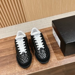 CHANEL Sneakers