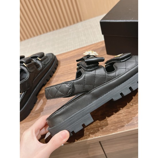 CHANEL Sandals