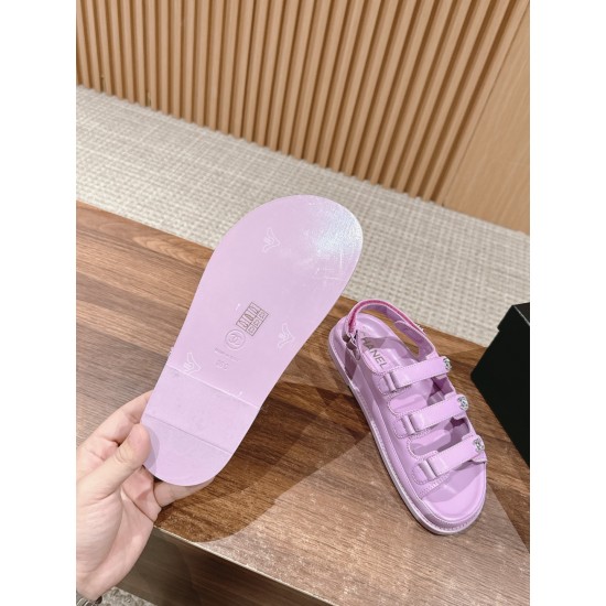 CHANEL Sandals