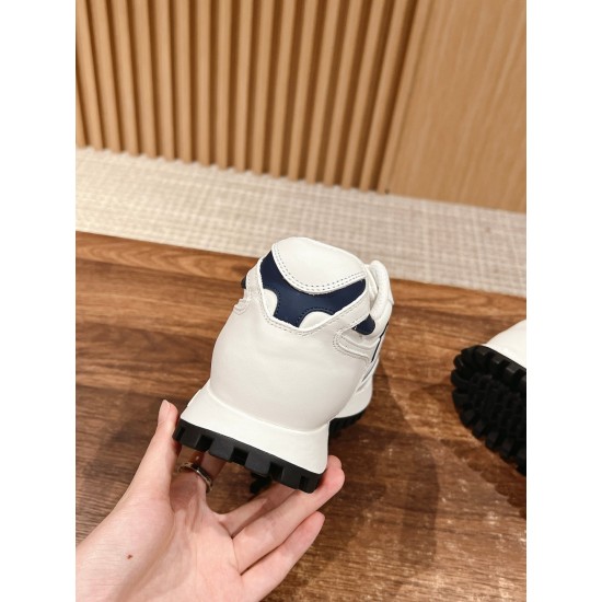 Dior Sneakers