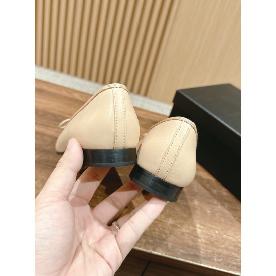 CHANEL Ballerinas