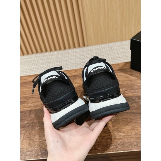 CHANEL Sneakers