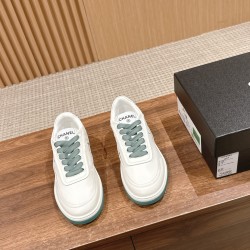 CHANEL Sneakers