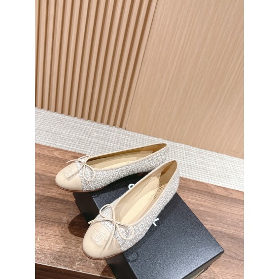 CHANEL Ballerinas