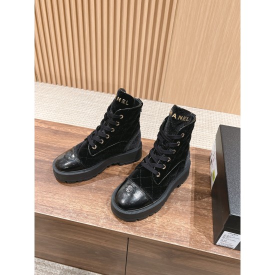 CHANEL Boots