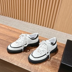 CHANEL Sneakers