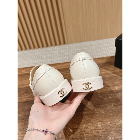 CHANEL Loafers